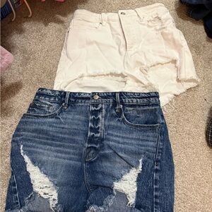Good American Bombshell Shorts Blue wash & white set.
